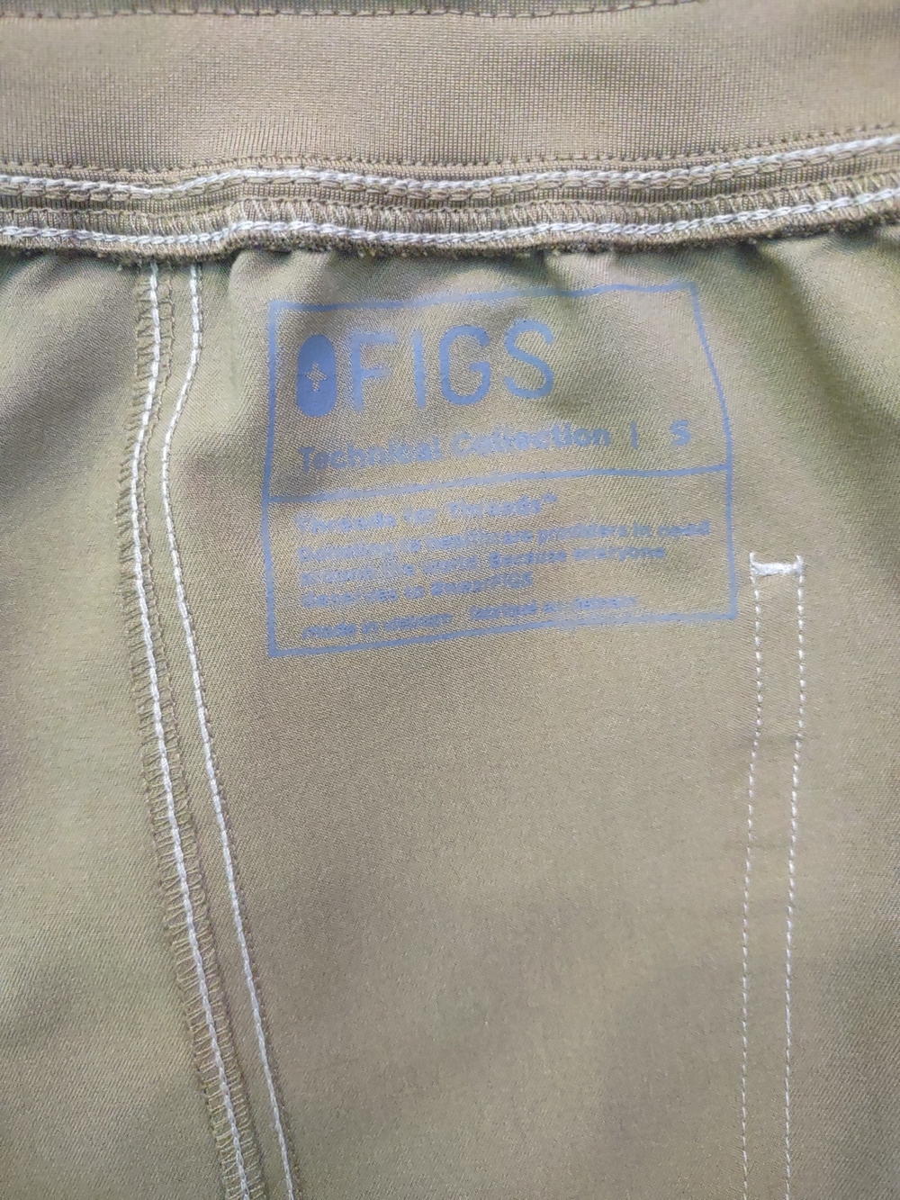 For @megeangibson Figs Wide Leg Scrub Bundle - Picture 4 of 13
